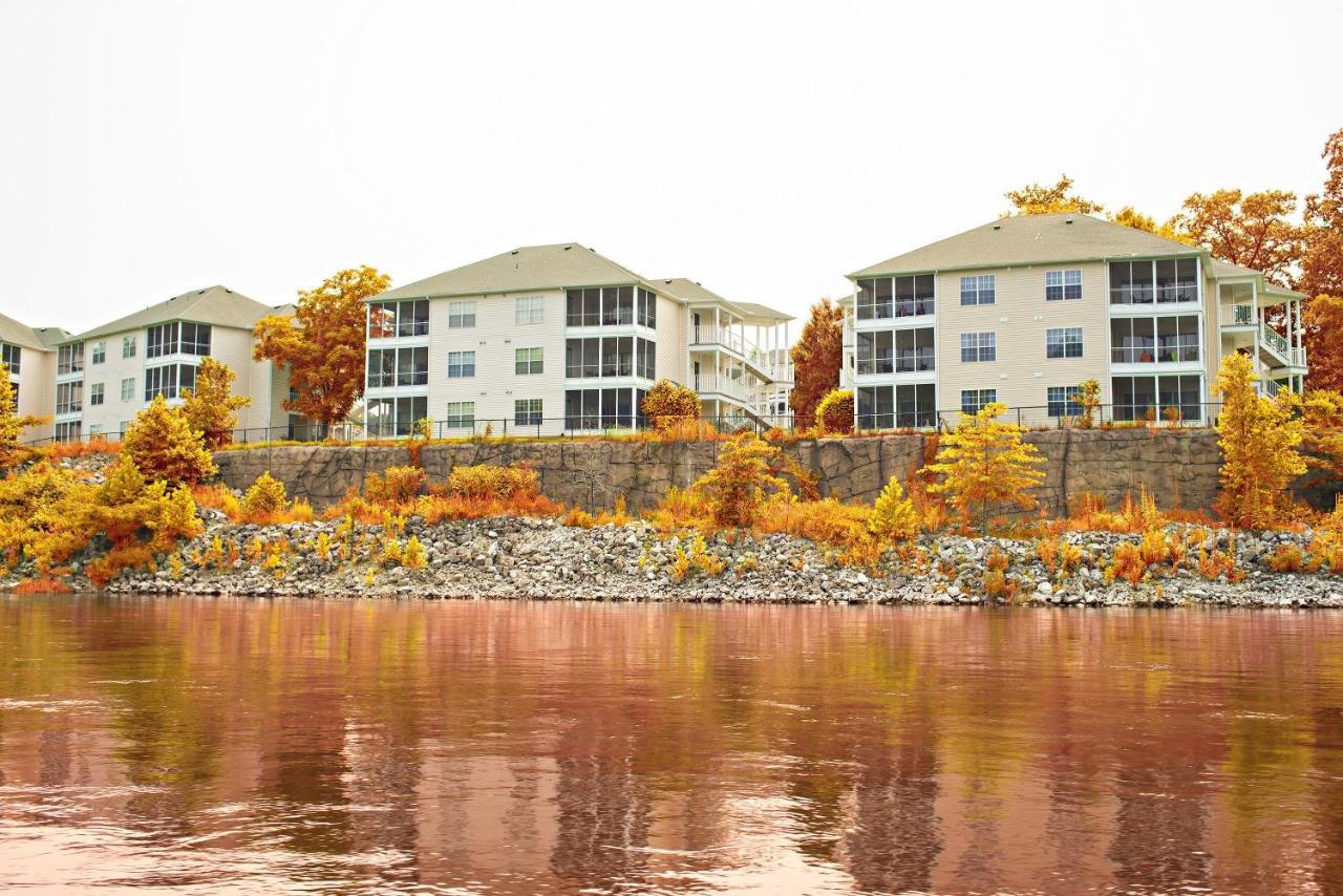 The Suites At Fall Creek Μπράνσον Εξωτερικό φωτογραφία
