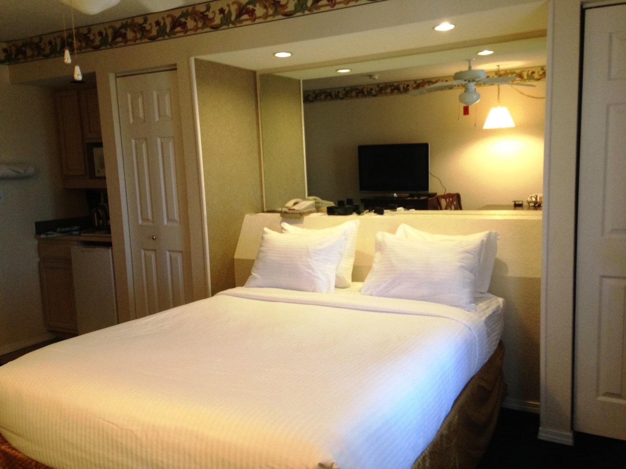 The Suites At Fall Creek Μπράνσον Εξωτερικό φωτογραφία