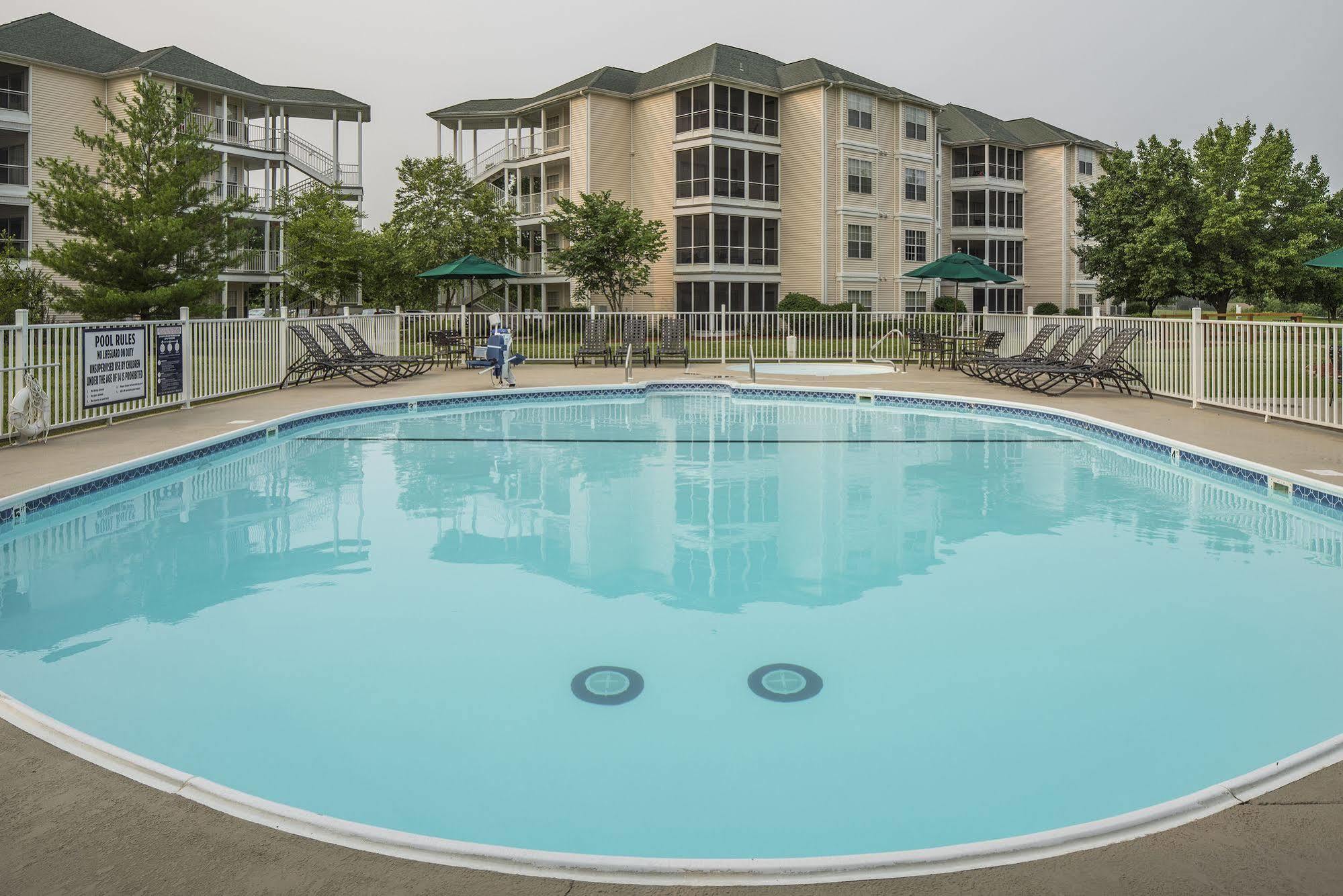 The Suites At Fall Creek Μπράνσον Εξωτερικό φωτογραφία